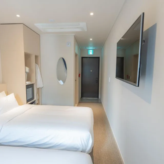 غرفة بسريرين منفصلين، Hotel Myeongdongjang 4/10