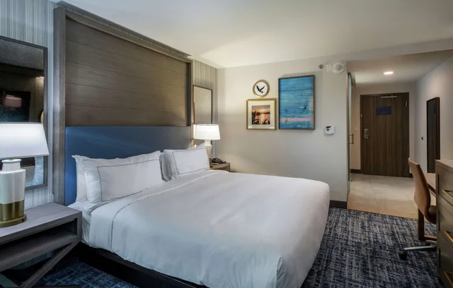 Fitness, King Bed, Balcony، Doubletree By Hilton Hot Springs Ar 2/5