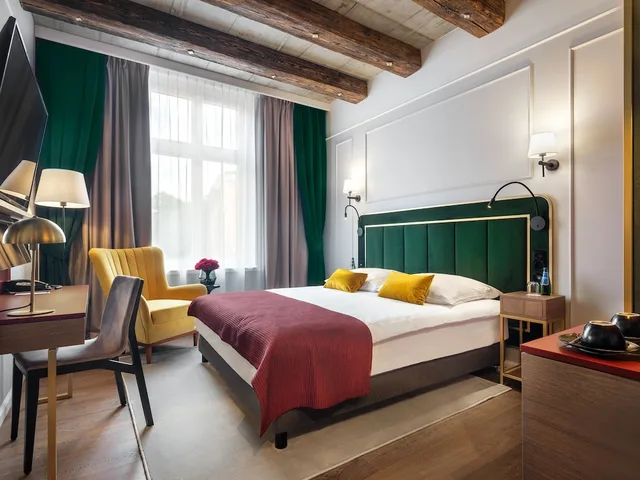 Standard, Double Bed, Hotel Golden Queen 3/10