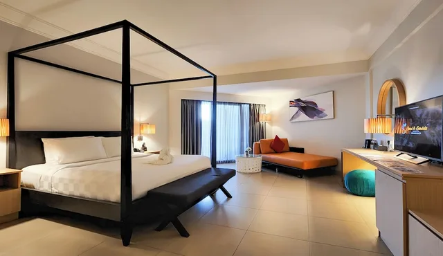 Deluxe, King Bed, Pool View, Sand & Sandals Desaru Beach Resort & Spa 3/7