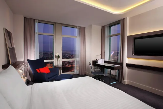 غرفة ديلوكس بسرير كينج بإطلالة، Le Meridien Istanbul Etiler 1/4