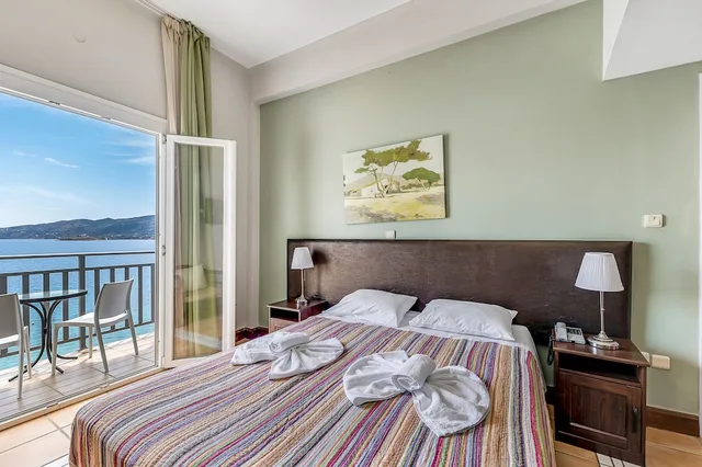 Double Room Sea View (Ra)، Golden View Beach 6/10