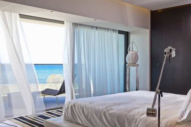 جناح بسرير كوين بإطلالة على البحر، Aqua Blu Boutique Hotel and Spa - Adults Only 4/7