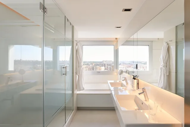 Madrid, Suite, Single Bed، voco Madrid Retiro, an IHG Hotel 3/4