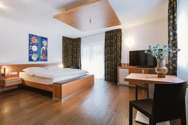 غرفة قياسية بسرير مزدوج، Lindenhof Pure Luxury & Spa DolceVita Resort 1/8