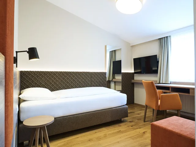 Room, Single, Das Grune Hotel Zur Post - 100 Bio 13/19