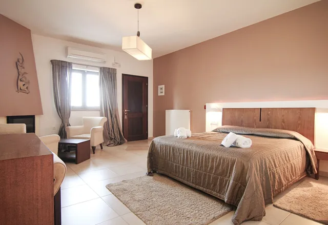 Superior, Double Bed, Land View، Delina Mountain Spa Resort 2/6