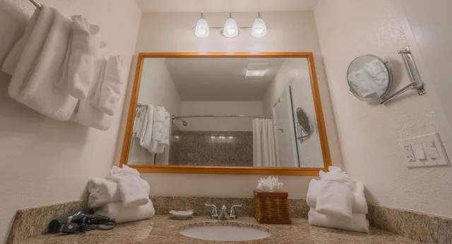 1 Bedroom, Suite, 2 Queen Beds, Ocean Front، Tolovana Inn 10/10