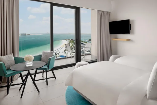 Beach Pool, Deluxe, Twin Beds, Sea View، Movenpick Resort Al Marjan Island 2/5