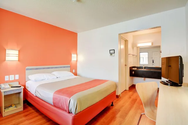 1 Full Bed، Motel6 Southington, CT - Hartford 10/10