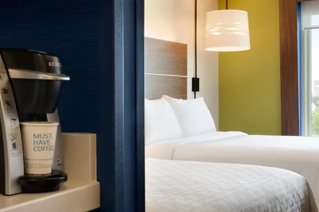 غرفة بسريرين كوين لذوي الإعاقة، Holiday Inn Express Suites Middletown 2/2