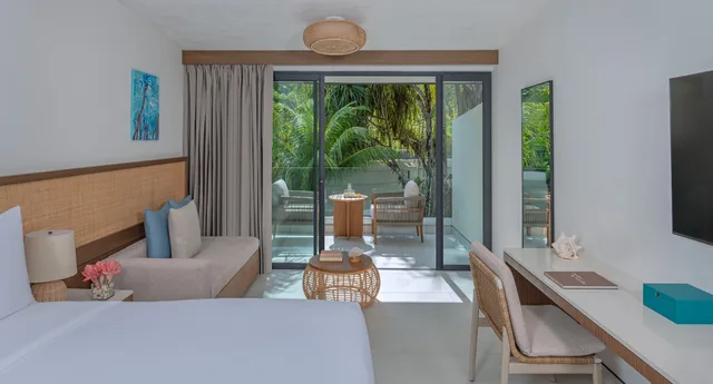 Garden View Room, Avani Plus Barbarons Seychelles Resort 1/3