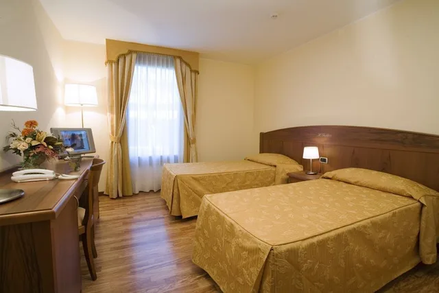 غرفة قياسية بسريرين منفصلين، HOTEL PURLILIUM 1/1
