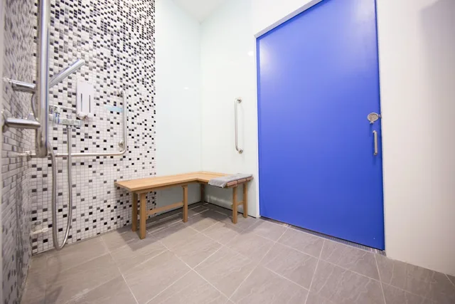 غرفة قياسية بسرير مزدوج، Sleep Box Hostel 8/8