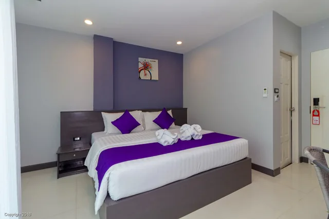 غرفة سوبيريور بسرير مزدوج بشرفة، MODERN LIVING HOTEL 9/10