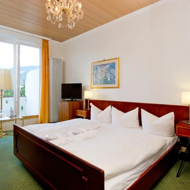 غرفة بسرير مزدوج بإطلالة على الحديقة، Wittelsbacher Hof Swiss Quality Hotel 5/9