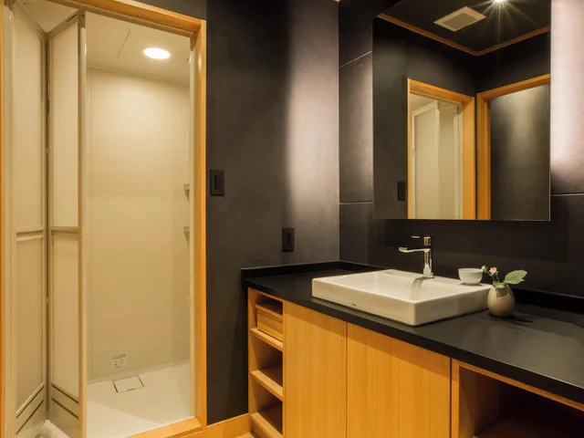 Garden, Private Bathroom، Temple Hotel Takayama Zenkoji 2/3