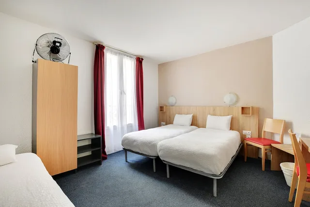 غرفة ثلاثية بثلاثة أسرّة، Altona Hotel 10/10