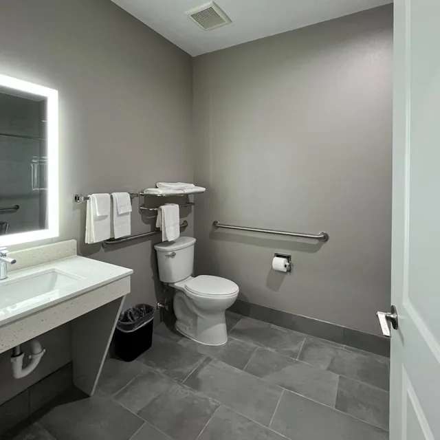 غرفة رباعية لذوي الإعاقة، Studio6 Katy, TX – Energy Corridor 1/4