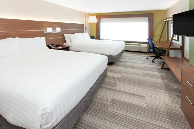 غرفة قياسية لذوي الإعاقة، Holiday Inn Express and Suites Sterling Heights-Detroit Area 2/3
