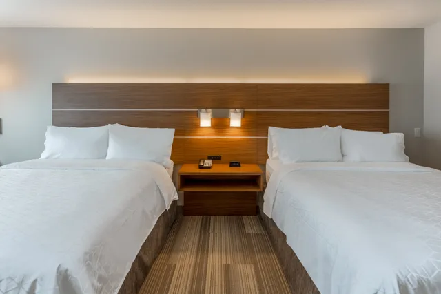 غرفة بسريرين كوين، Holiday Inn Express Suites Rice Lake 3/4