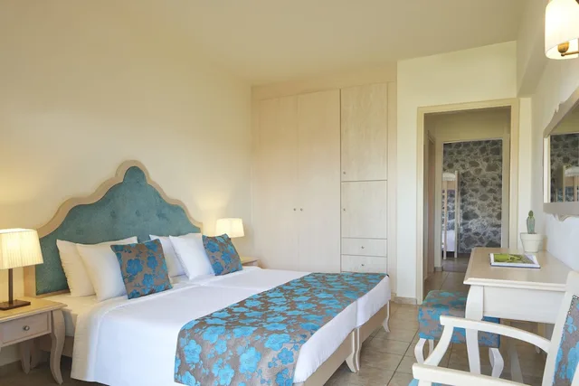 Family, 4 Beds, Civitel Creta Beach 2/9