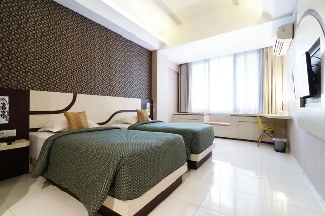 Deluxe, Pool Access، Dewarna Bojonegoro 1/2