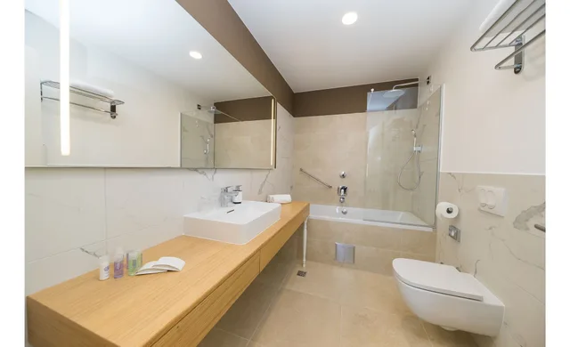 غرفة بريميوم بسرير مزدوج أو سريرين منفصلين بشرفة، Boutique Hotel Esplanade 6/6