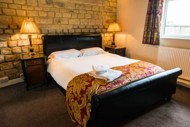 غرفة اقتصادية بسريرين منفصلين، Whittlebury Hall Hotel & Spa 2/2