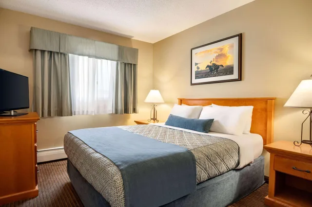 جناح بـ3 غرف نوم، Travelodge by Wyndham Edson 2409079 Alberta Ltd. 1/1