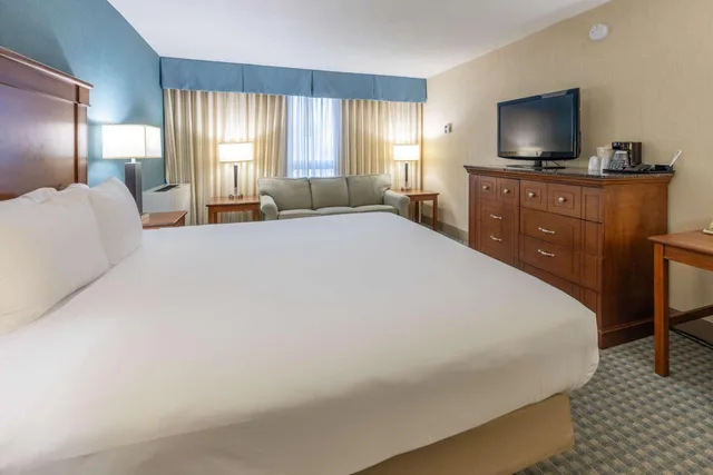 غرفة ديلوكس بسرير كينج لذوي الإعاقة، Pear Tree Inn St Louis Near Union Station 1/4