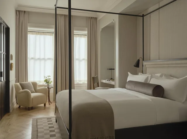 جناح فاخر بغرفة نوم واحدة، The Bellevue Hotel 2/4