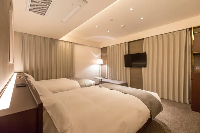 غرفة بسريرين منفصلين بحمام خاص، Yoin Hotel Kyoto Gion 3/7