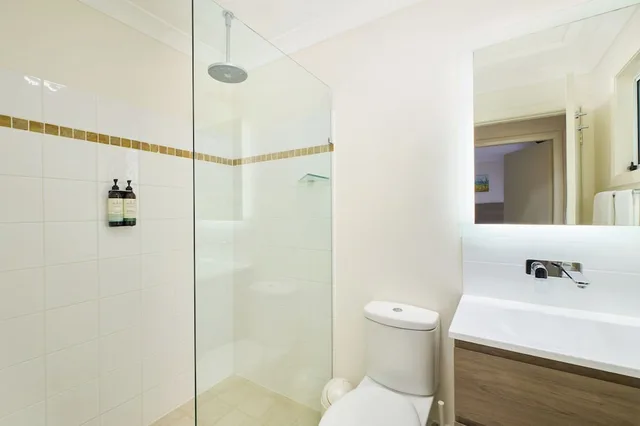 فيلا بسريرين منفصلين وسريرين كينج بـ3 غرف نوم، Flynns On Surf Holiday Apartments 4/5
