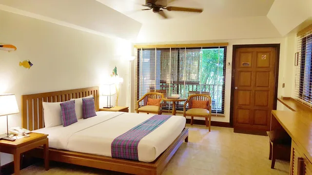 غرفة ديلوكس بسرير فردي بغرفتي نوم، Birds & Bees Resort 5/10