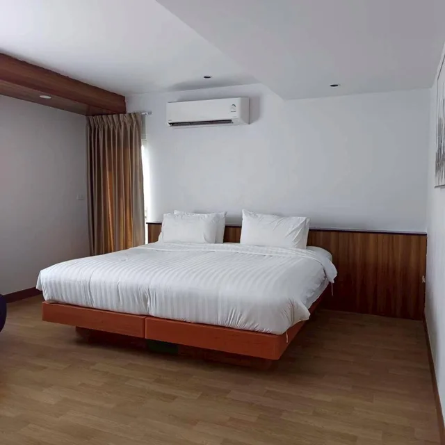 غرفة بريميوم ديلوكس بسرير كينج، NJOY Prestige Grand Hotel Don Mueang 10/10