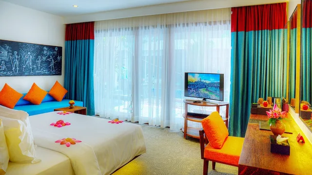 Luxury, Suite, King Bed, Pool Access، GOLDEN TEMPLE RETREAT 1/5