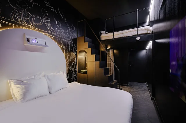غرفة رباعية، Supper Hotel 1/1