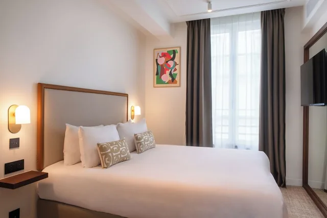 غرفة متصلة سوبيريور بسريرين كوين، Hotel Lampika 1/3
