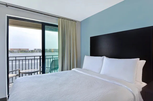 استوديو بسريرين كوين بشرفة مع أريكة، Residence Inn by Marriott Fort Walton Beach 2/7