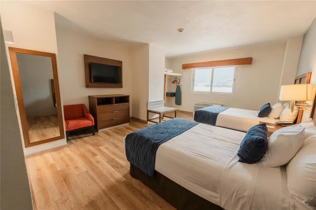 غرفة بسريرين مزدوجين، Comfort Inn Monterrey Valle 3/5