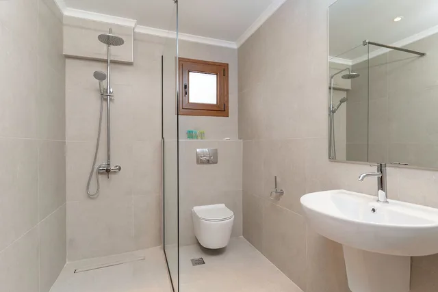 Comfort, Triple, Queen Bed, Street View, Sofa, Villa Building، Georgalas Sun Beach Hotel 4/6