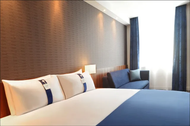 غرفة قياسية بسرير فردي، Holiday Inn Express Birmingham - Snow Hill 6/10