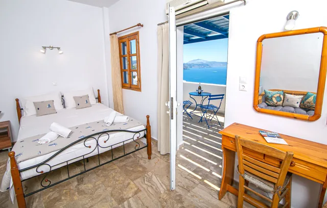 Room, Double Bed, Caldera View، Stelios Rooms 1/4