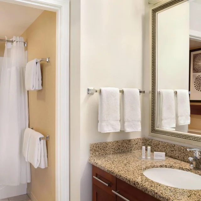 جناح بغرفة نوم واحدة مع أريكة، Residence Inn By Marriott San Diego North San Marcos 4/4