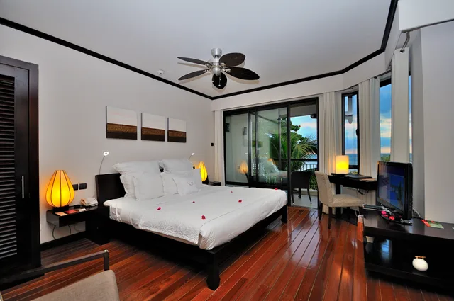 جناح جونيور، Le Cardinal Exclusive Resort 1/3