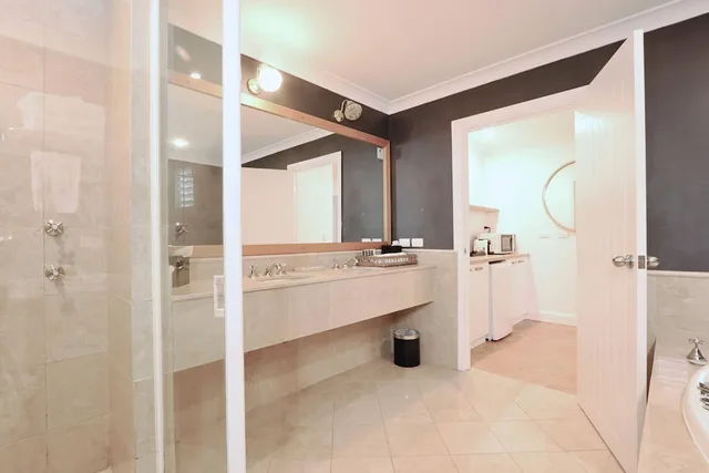 Room, Multiple Beds، The Quarters Ascend Hotel Collection 3/3
