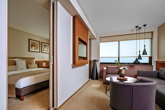 جناح بغرفتي نوم، Crowne Plaza Geneva 2/2