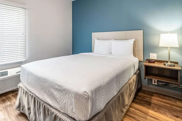 غرفة بسرير كوين لذوي الإعاقة، WoodSpring Suites Indianapolis Zionsville 3/4