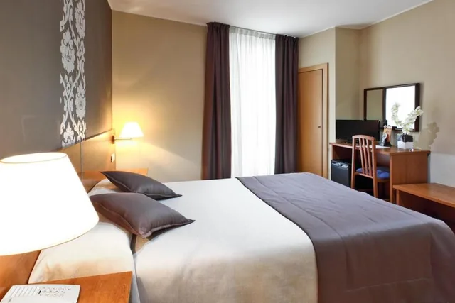 غرفة بسرير مزدوج أو سريرين منفصلين، Catalunya Hotel 3/6